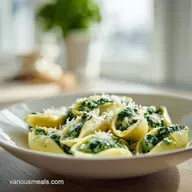 Spinach Stuffed Shells with White Sauce